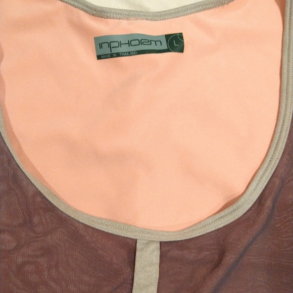 Inphorm Tennis Tank Top - Picture 3 of 6